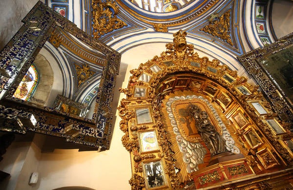 Presentación de la restauración de los espejos del Camarín de la patrona del Bierzo.