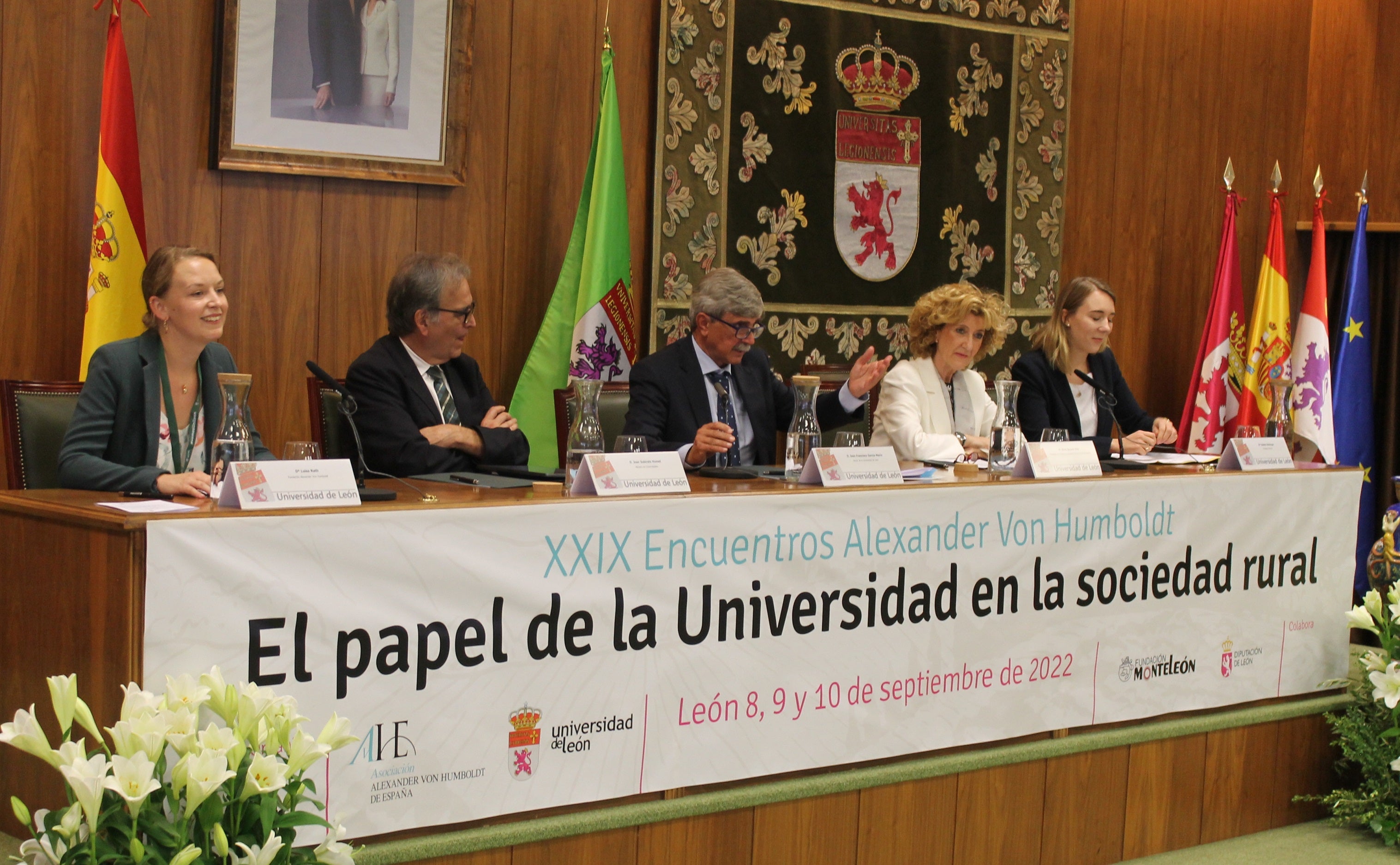 Joan Subirats abordó la importancia de la Universidad en el medio rural en su ponencia en la Universidad de León