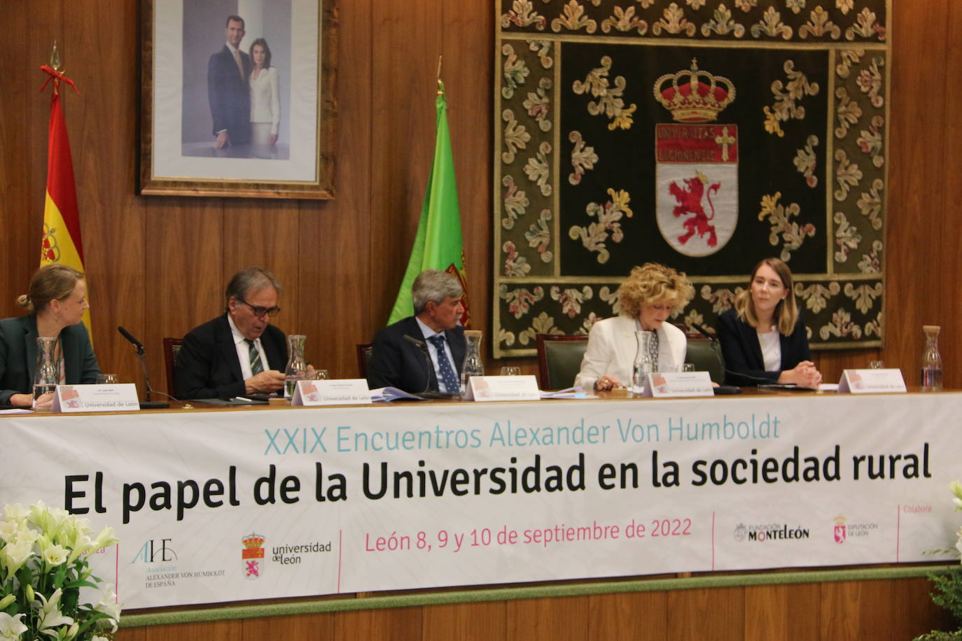 Joan Subirats abordó la importancia de la Universidad en el medio rural en su ponencia en la Universidad de León