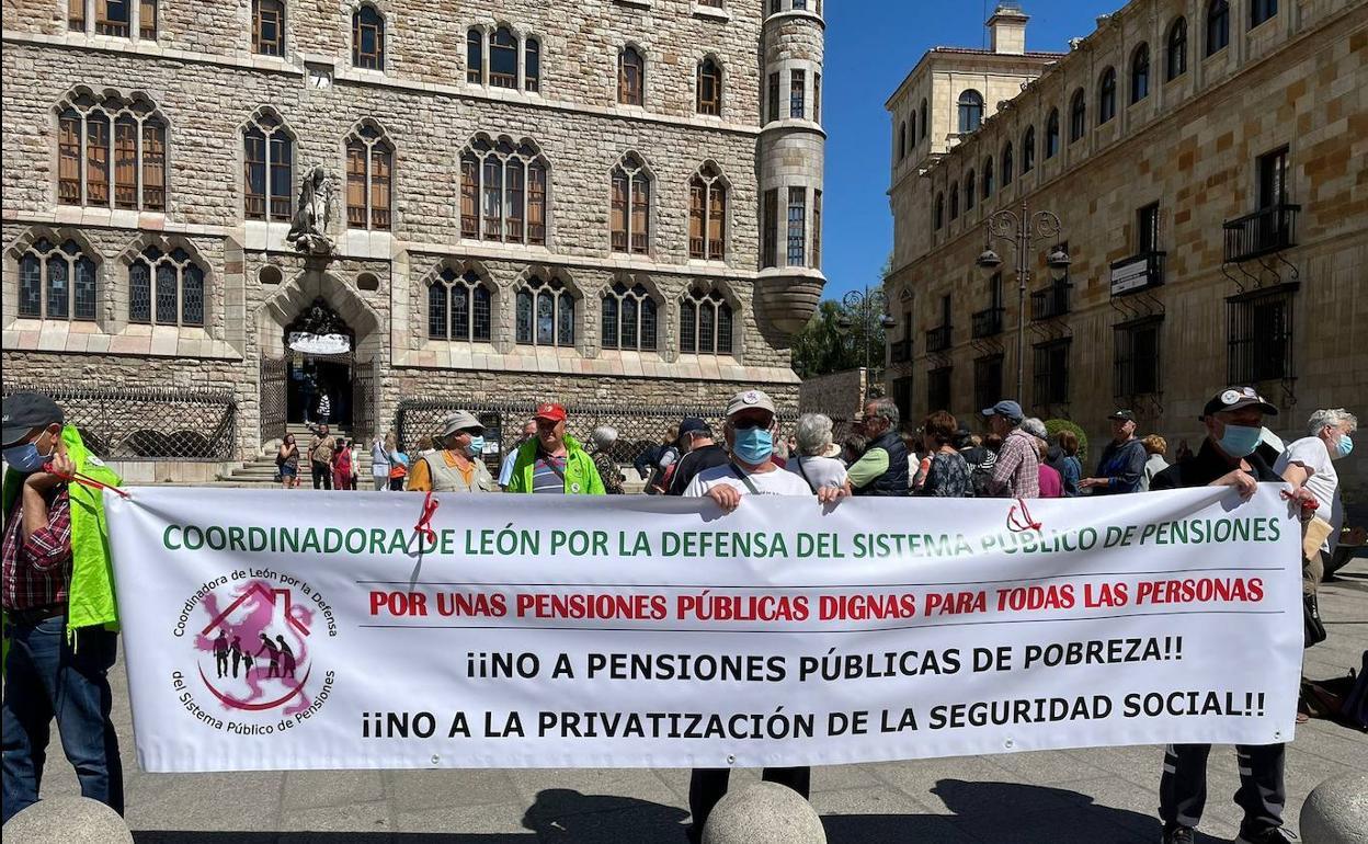 Los pensionistas retomarán sus concentraciones de los lunes cada 14 días en Botines.