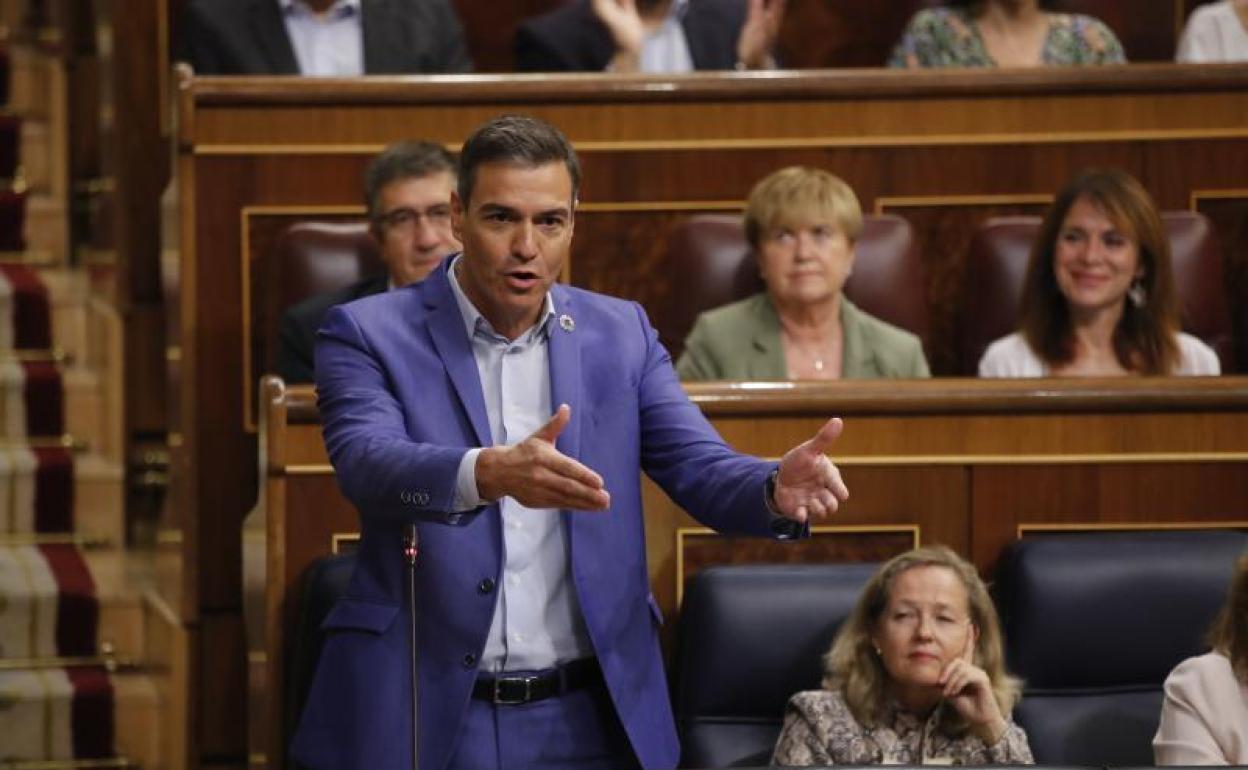 Bruselas da oxígeno a Sánchez en su pulso con Feijóo por la crisis energética