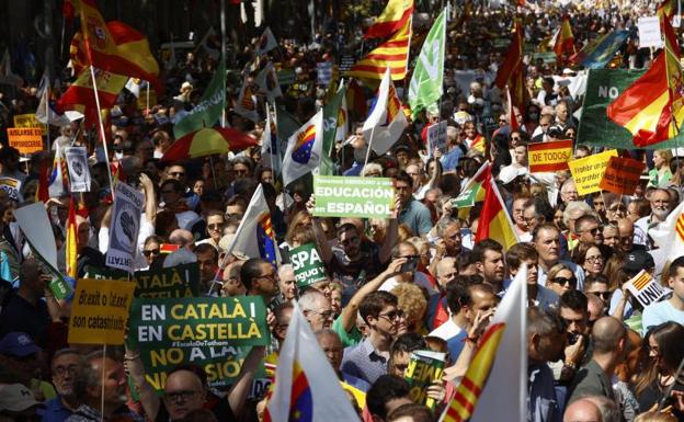 Manifestación en Barcelona para reclamar que el castellano también sea lengua vehicular en Cataluña.