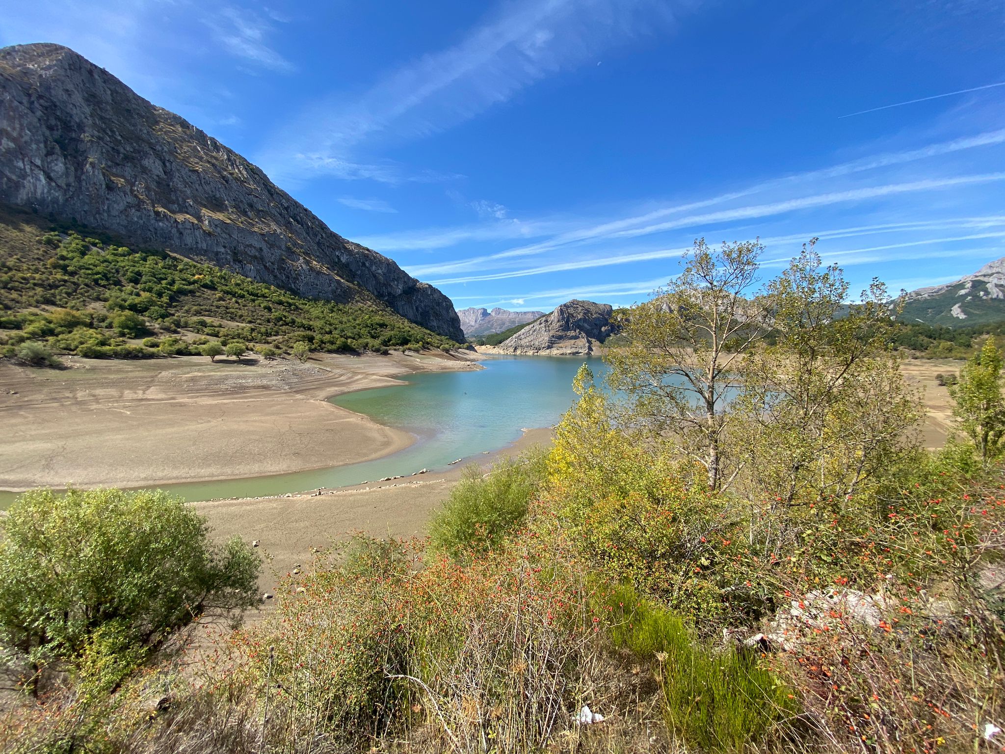 Fotos: Estado en el que se encuentra el pantano del Porma