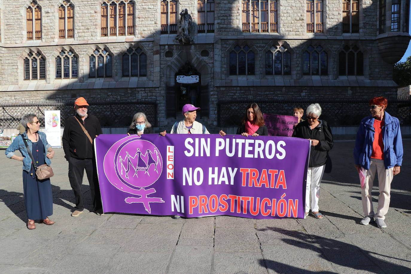 Será en Botines a las 20.00 horas con motivo del Día Internacional contra la Explotación sexual, la prostitución y el tráfico y la trata de mujeres y niñas | El movimiento espera que para final de año el Ayuntamientode León apruebe una ordenanza municipal a este respecto.