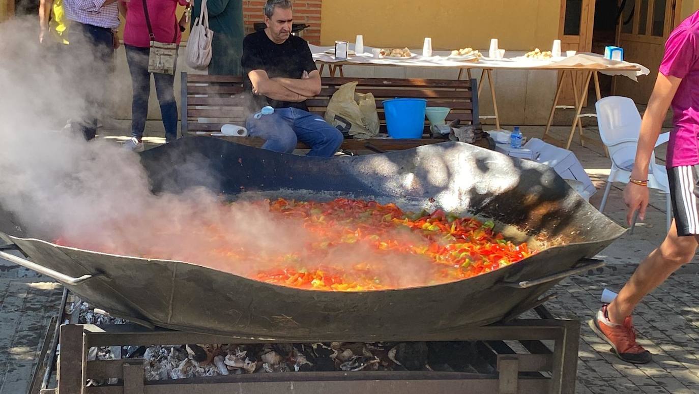 Feria del pimiento y diversos actos de Fresno de la de Vega. 