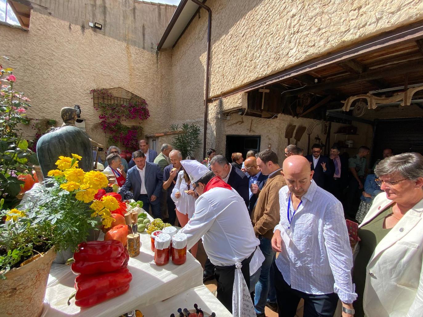 Feria del pimiento y diversos actos de Fresno de la de Vega. 