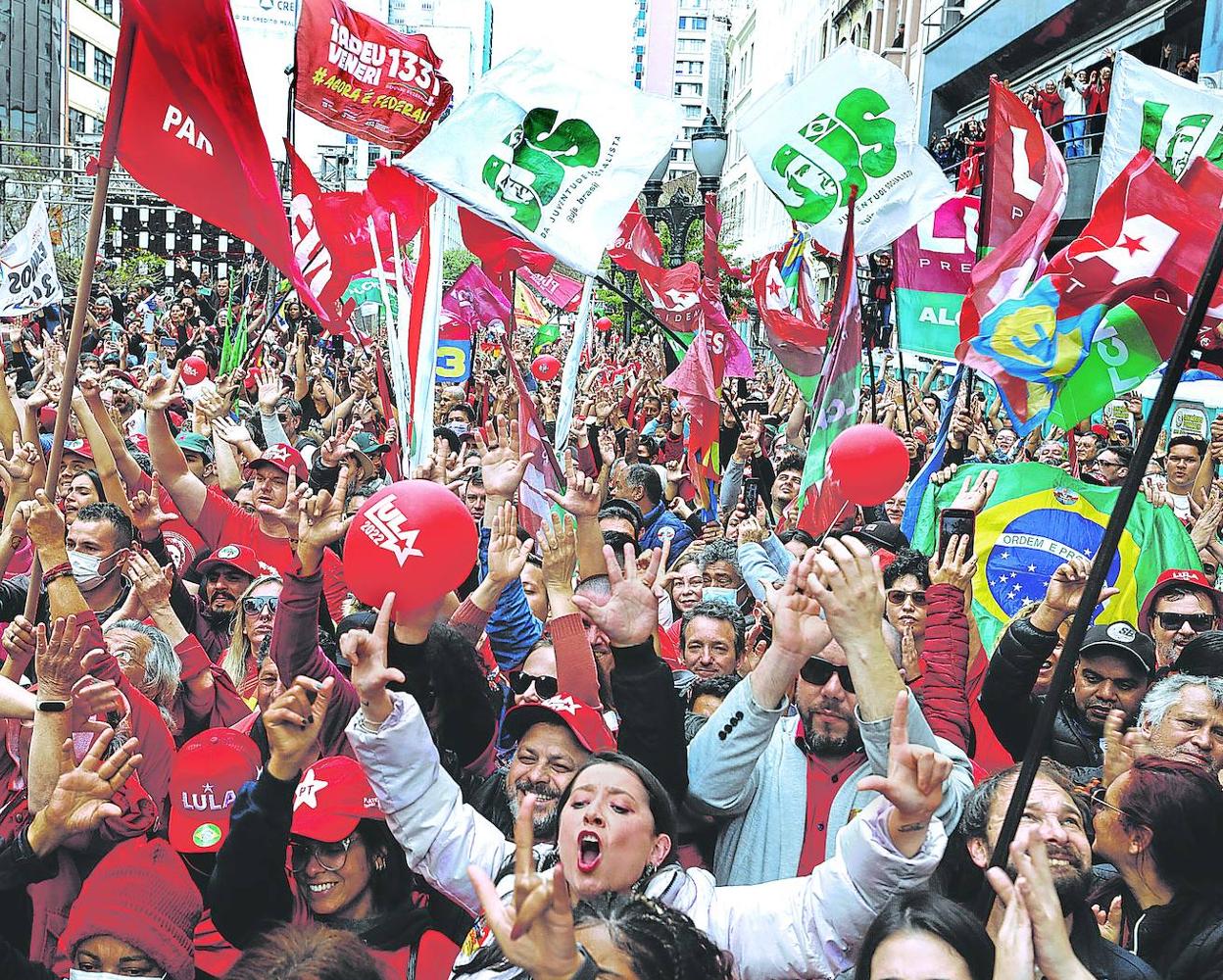 Manifestación de seguidores de Lula.