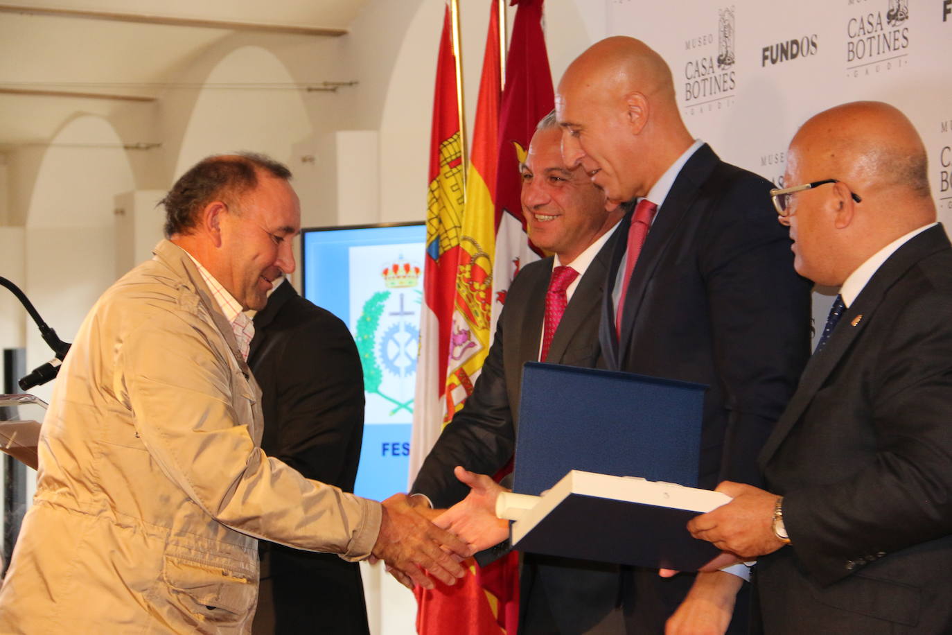 Celebración de la fiesta de la Merced por parte de los funcionarios de la cárcel de Villahierro. 