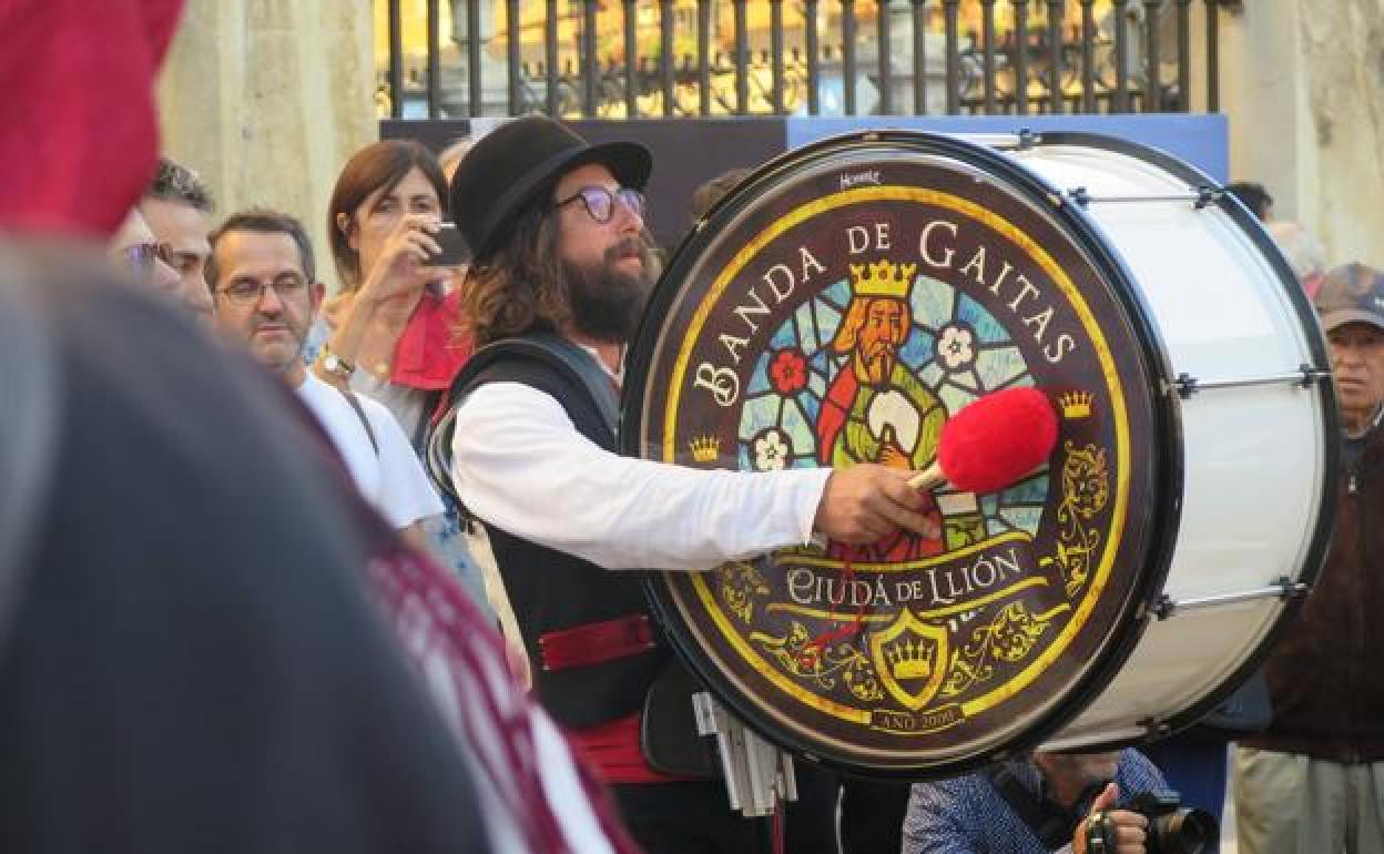 La Plaza de Regla acoge este sábado, día 1 de octubre, la X Xuntanza de Banda de Gaitas.