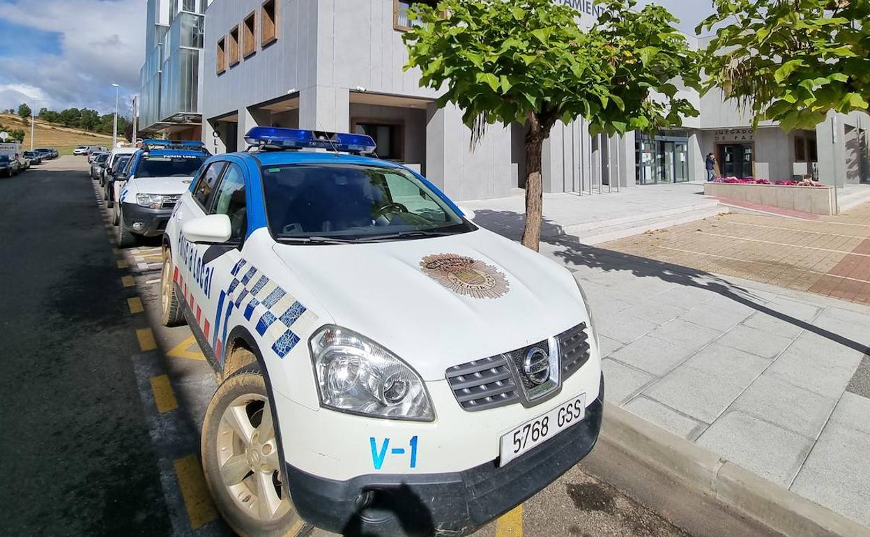 los nuevos vehículos para la Policía Local de Villaquilambre.