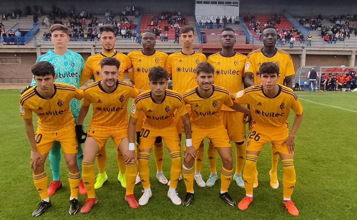 La Ponferradina 'B' posa antes de un encuentro de esta temporada 2022/2023. 