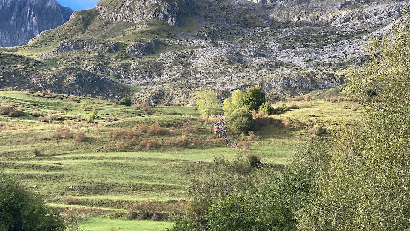 Alrededor de 200 corredores participan en el V Trail de Mampodre.