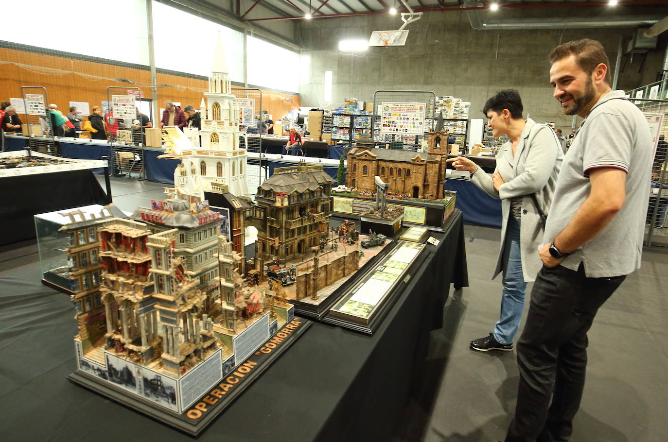 El municipio berciano de Toral de los Vados acoge este fin de semana el primer Concurso Internacional de Modelismo con la participación de más de 1.300 obras