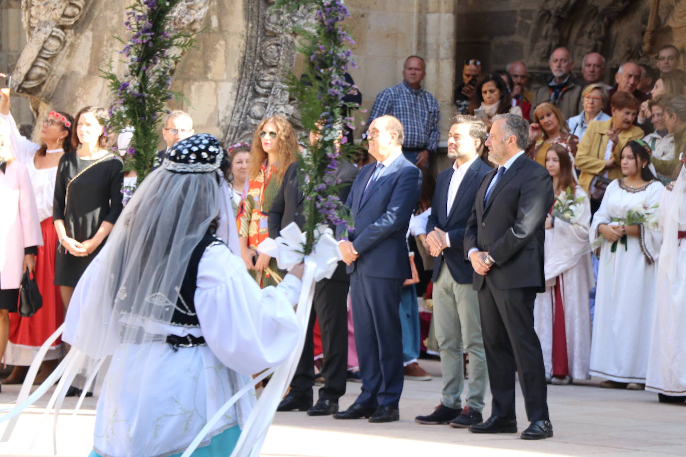 Acto de las Cantaderas durante las fiestas de San Froilán.