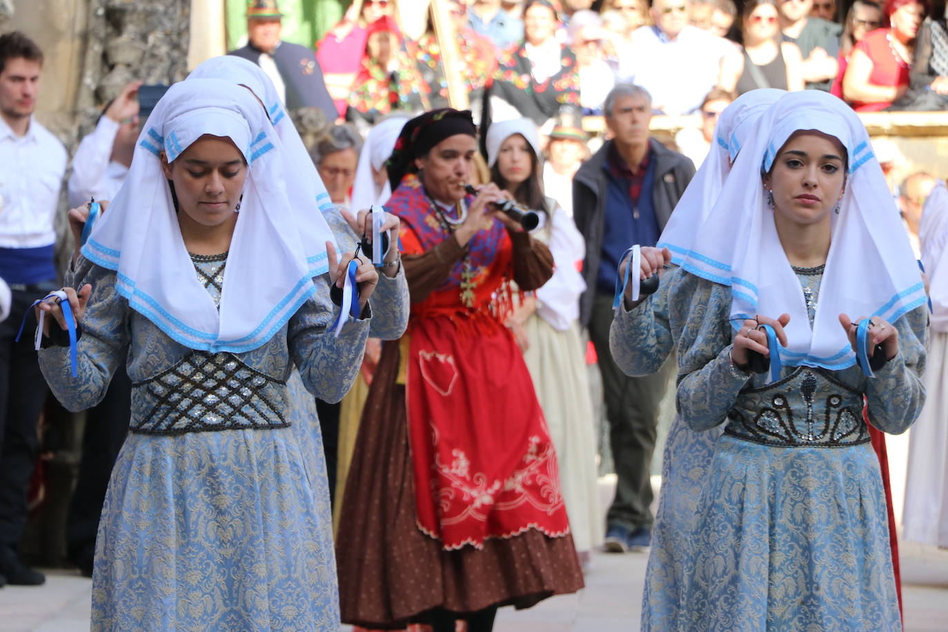 Acto de las Cantaderas durante las fiestas de San Froilán.