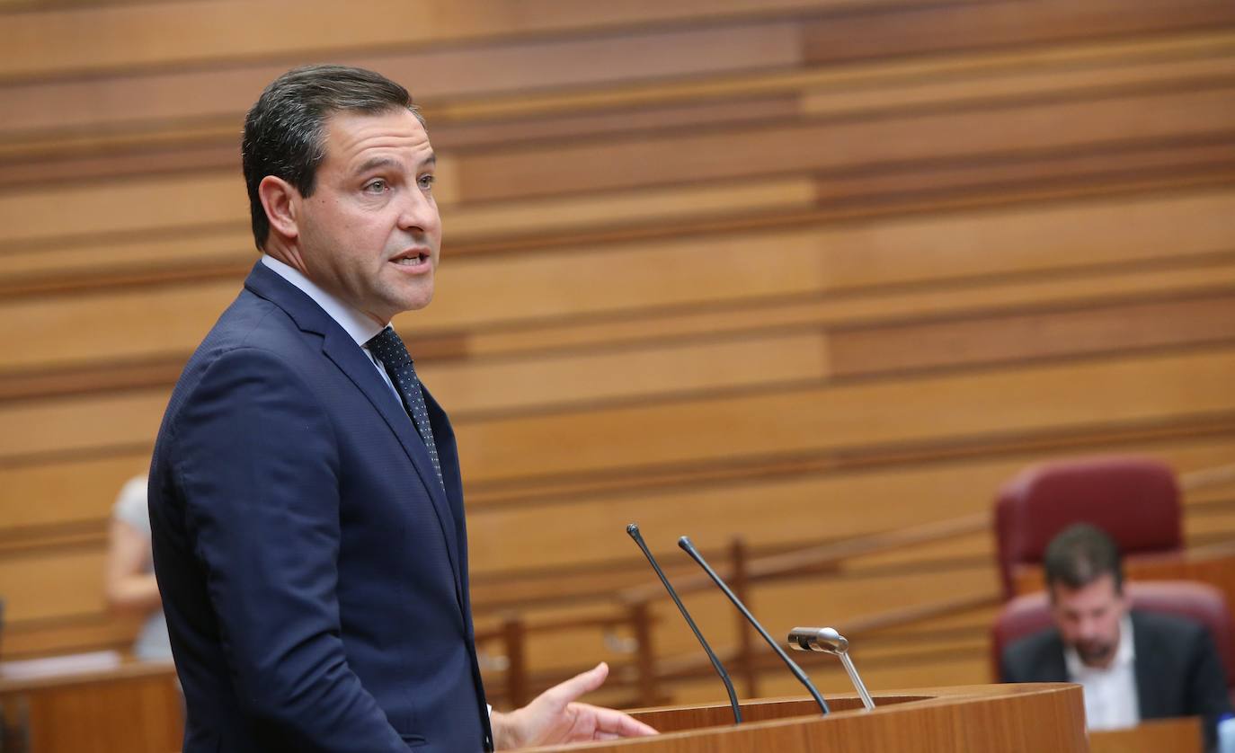 Sesión plenaria en las Cortes con intervención a petición propia del presidente de la Junta, Alfonso Fernández Mañueco, sobre los incendios forestales