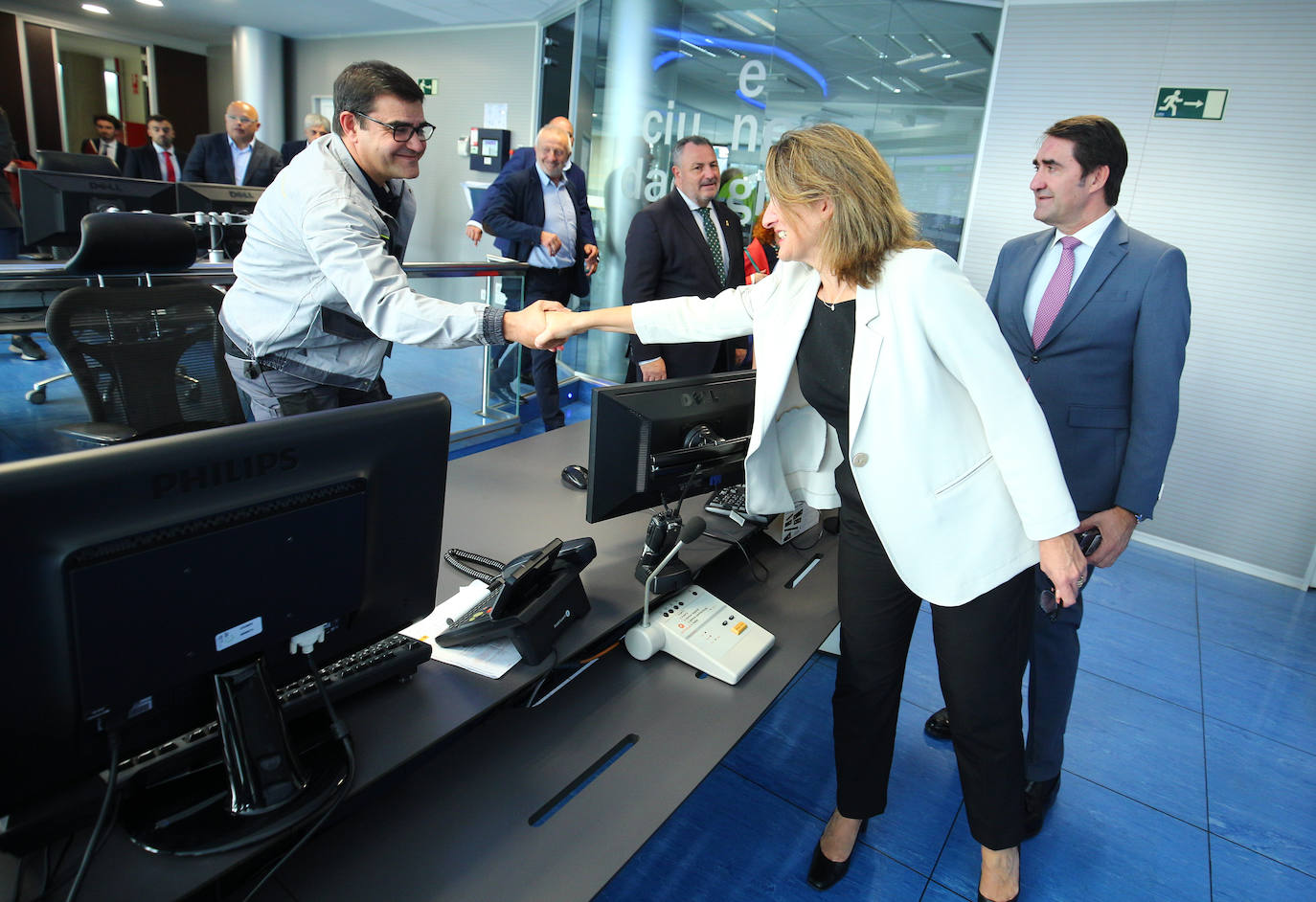 La vicepresidenta del Gobierno y ministra para la Transición Ecológica y el Reto Demográfico, Teresa Ribera, durante su visita las instalaciones de la Fundación Ciudad de la Energía, Ciuden, en Cubillos del Sil.