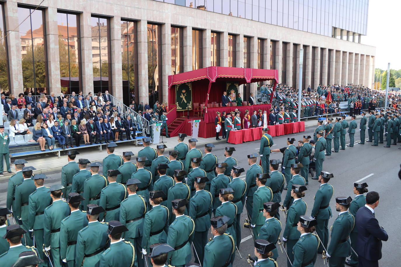 Acto central de la semana institucional de la Guardia Civil en León. 