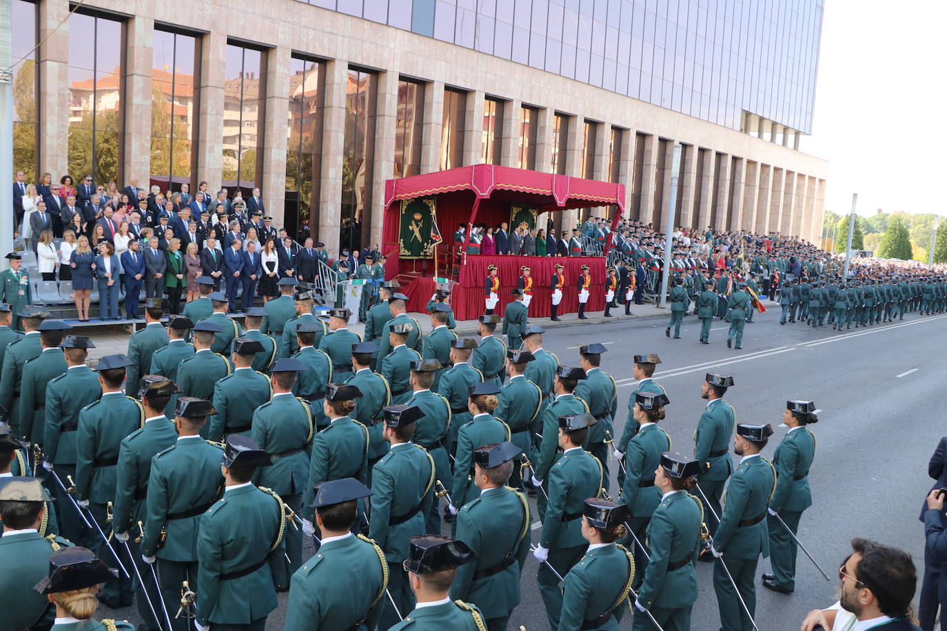 Acto central de la semana institucional de la Guardia Civil en León. 