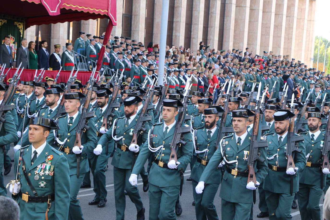 Acto central de la semana institucional de la Guardia Civil en León. 