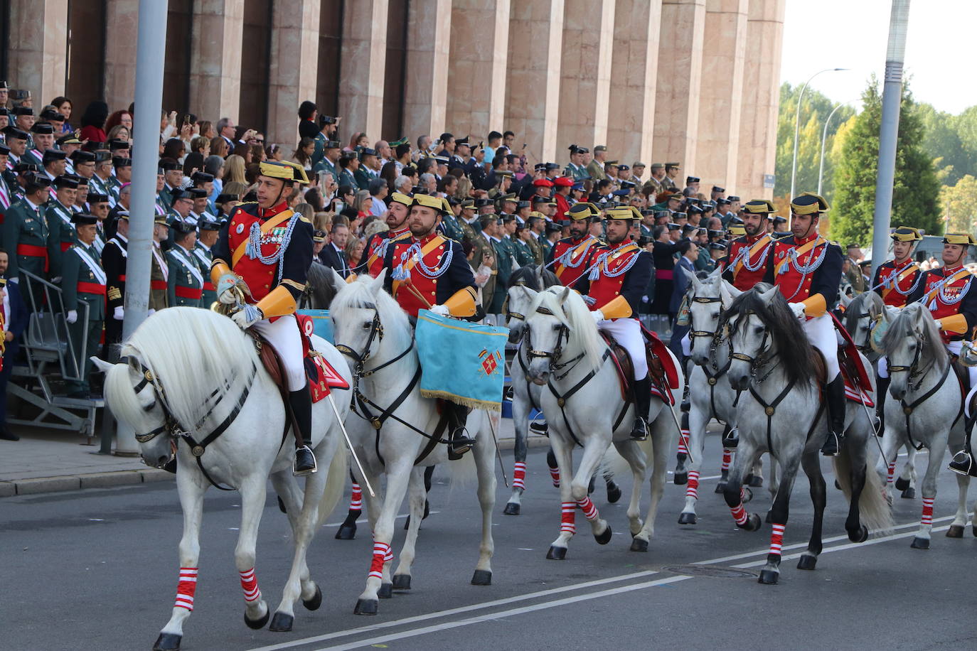 Acto central de la semana institucional de la Guardia Civil en León. 