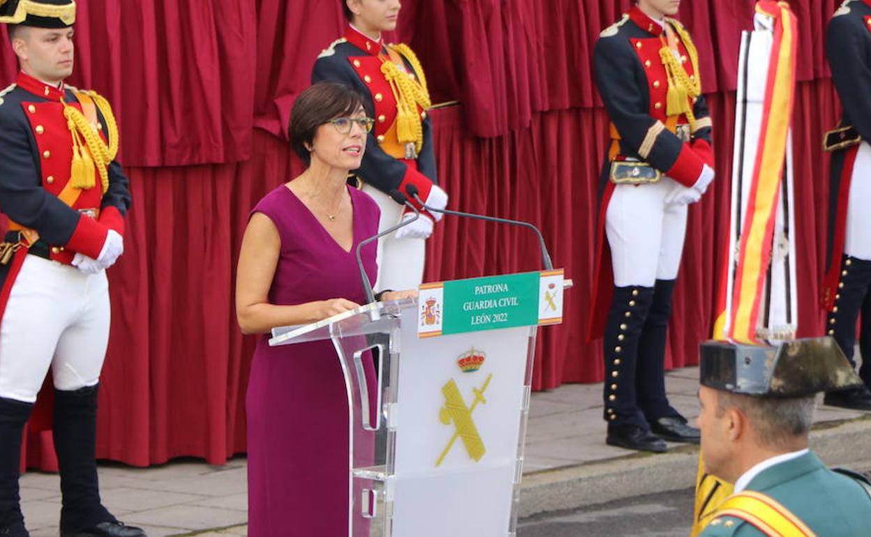 María Gámez, directora de la Guardia Civil, durante su discurso en el acto. 