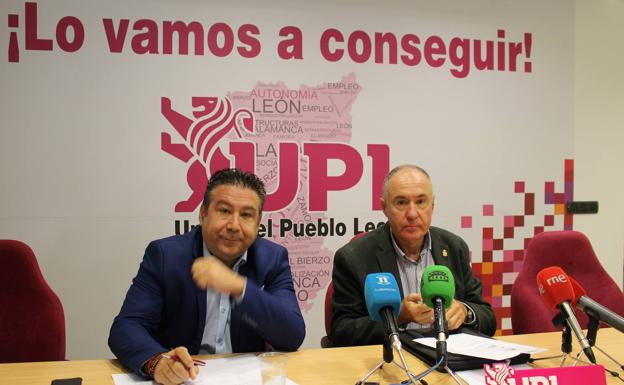 Luis Mariano Santos, secretario general de UPL, y Eduardo López, vicesecretario de UPL. 