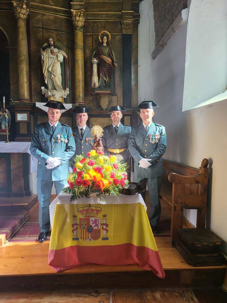 La Guardia Civil honra a su patrona, la Virgen del Pilar, en toda la provincia de León.