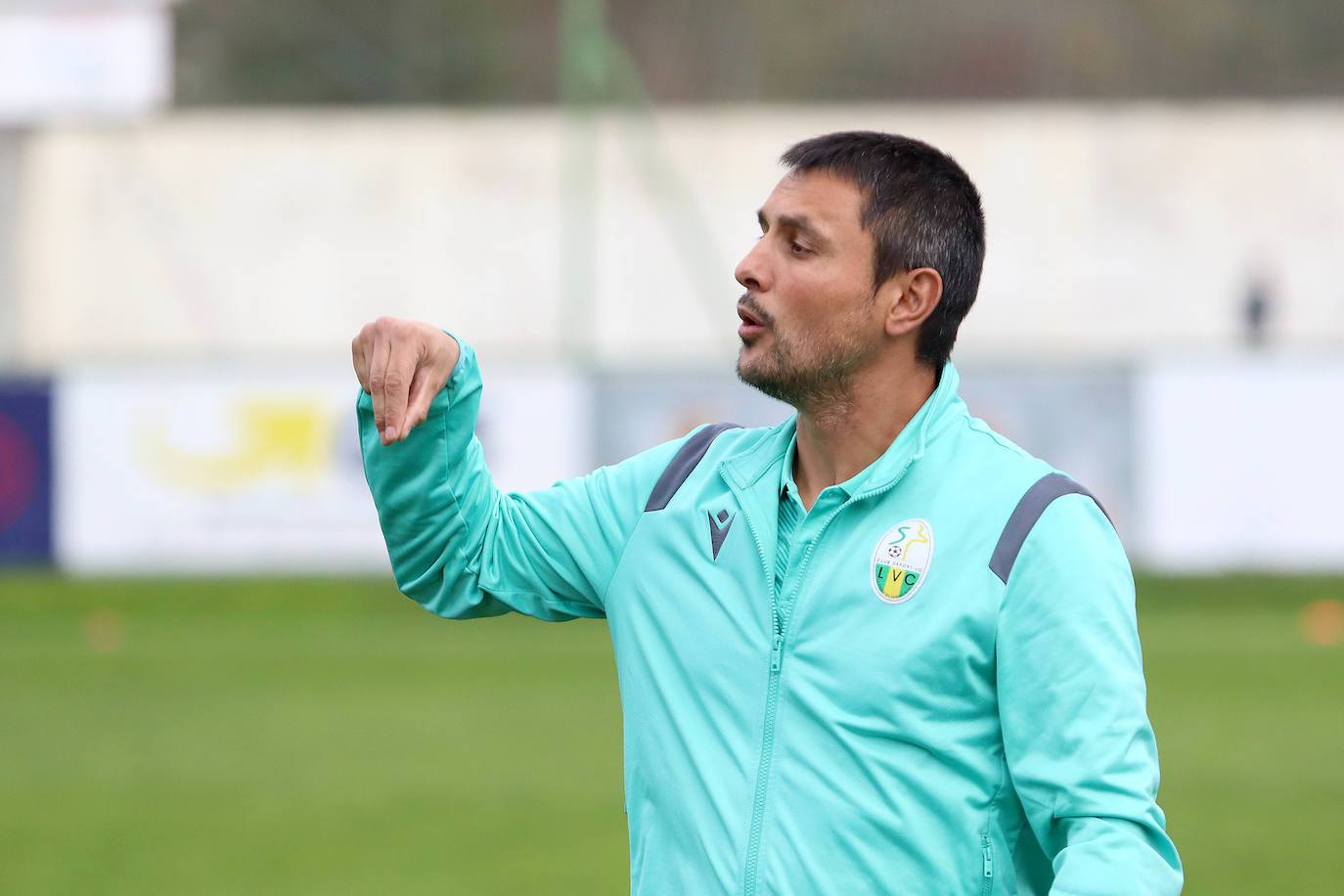 Encuentro entre el Atlético Astorga y La Virgen del Camino.