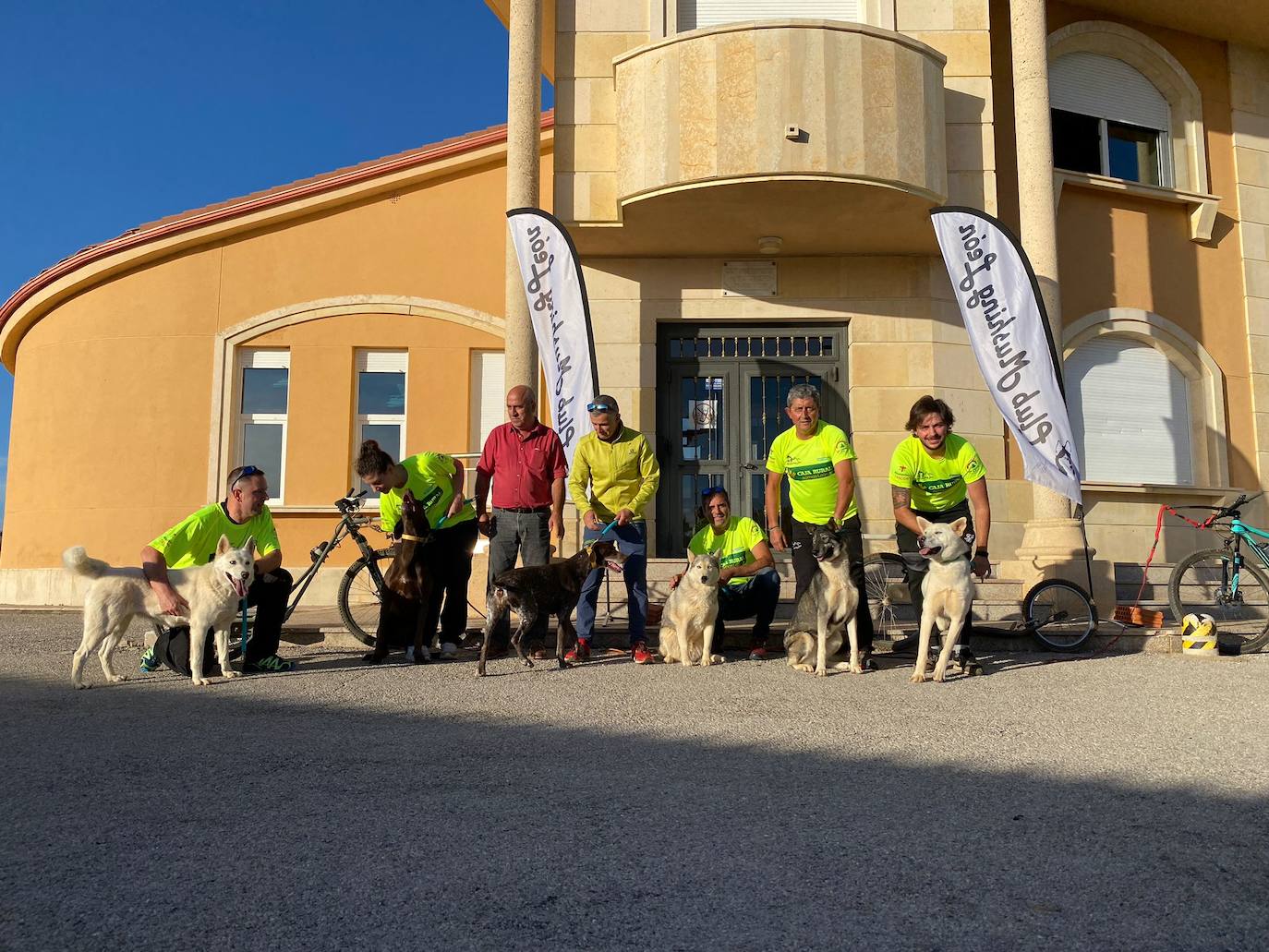 Valdefresno acoge este fin de semana el V Torneo de Mushing de Castilla y León.