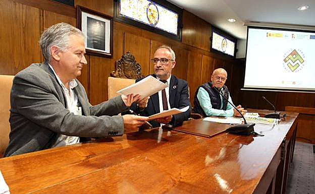 Firma del el convenio de colaboración con la Fundación Naturaleza y Hombre (Fnyh) que permitirá el desarrollo del proyecto de Anillo Verde de Ponferrada.