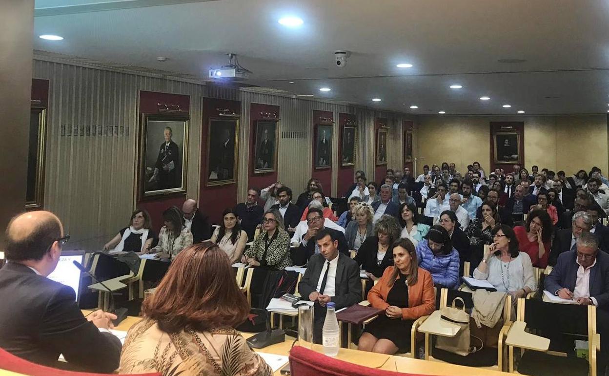 Imagen de uno de los cursos impartidos por Cacyl.