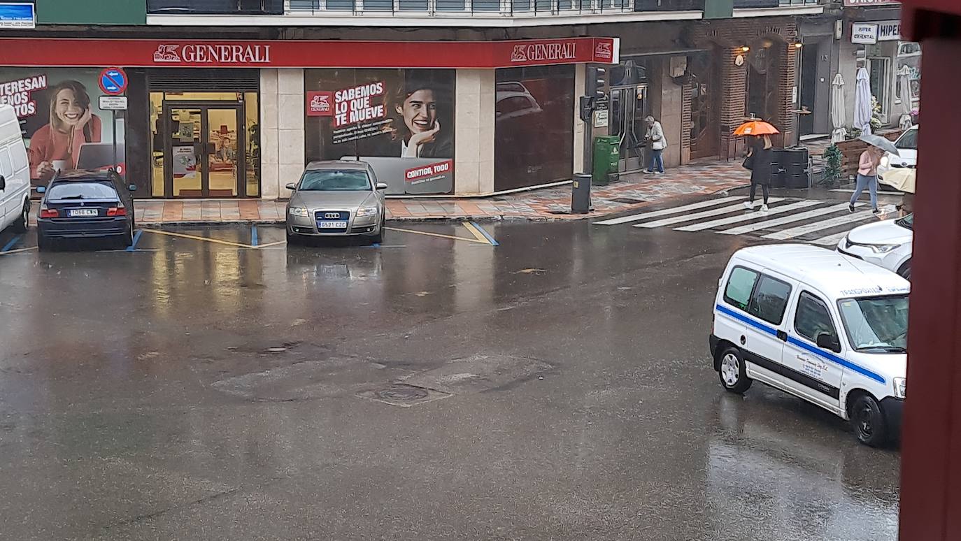 Armand llena de agua la provincia. La primera borrasca de gran impacto de la temporada llena de lluvias la zona norte del país. El agua será la tónica de las próximas jornadas en la provincia leonesa.