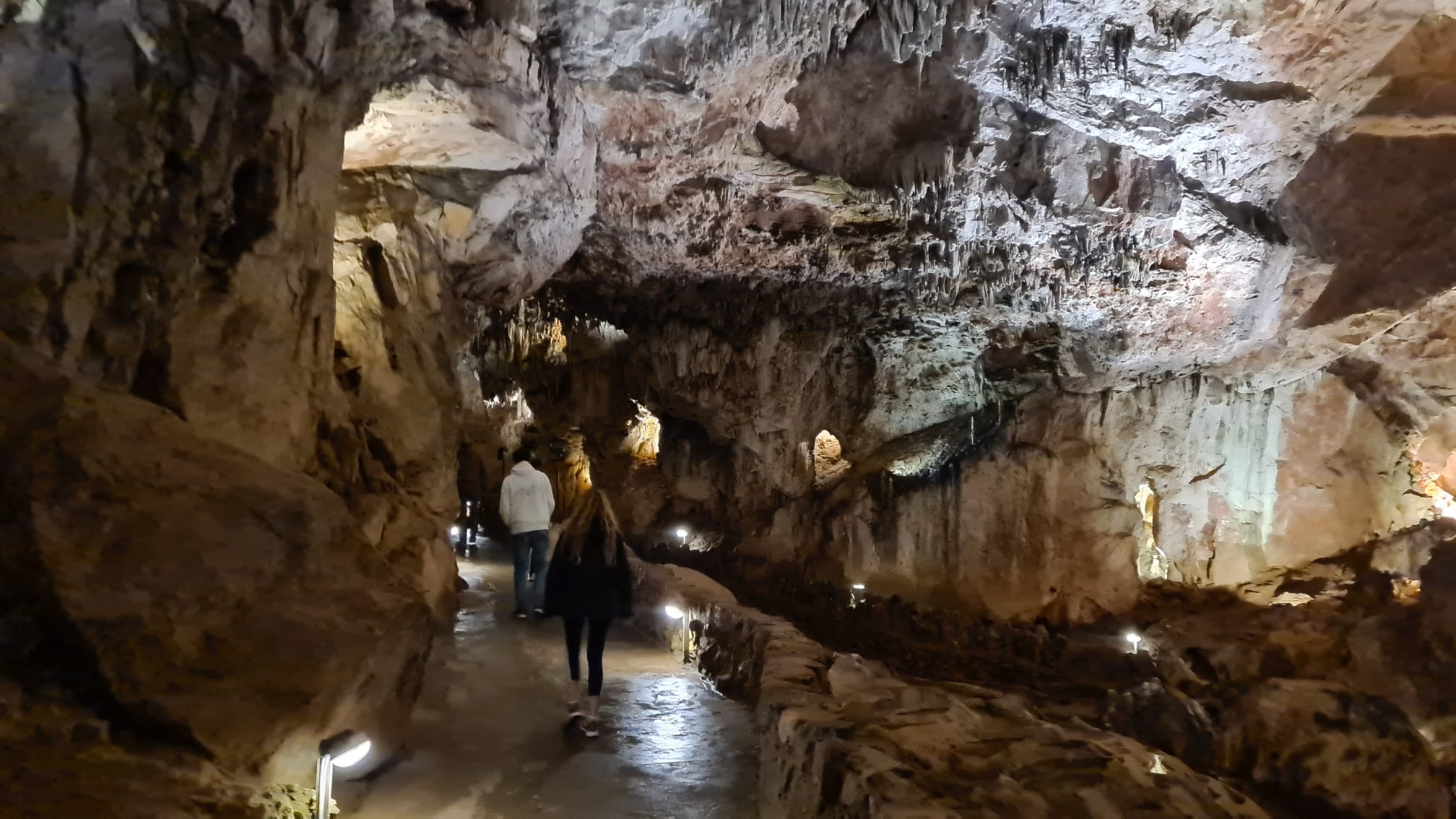 Fotos: Visita a las cuevas de Valporquero
