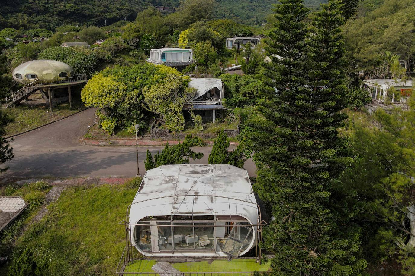 Fotos: De hotel futurista a resort abandonado