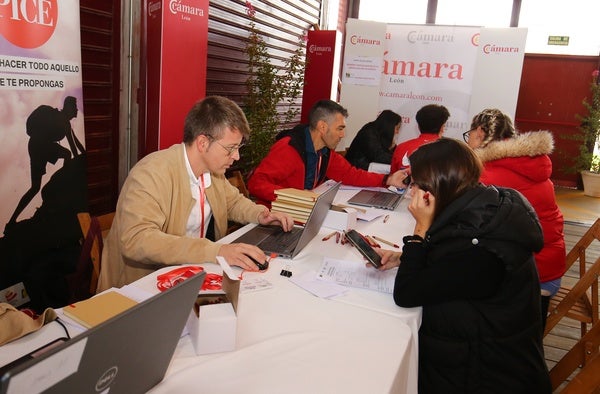 Inauguración de la III Feria del Empleo y el Emprendimiento del Bierzo.