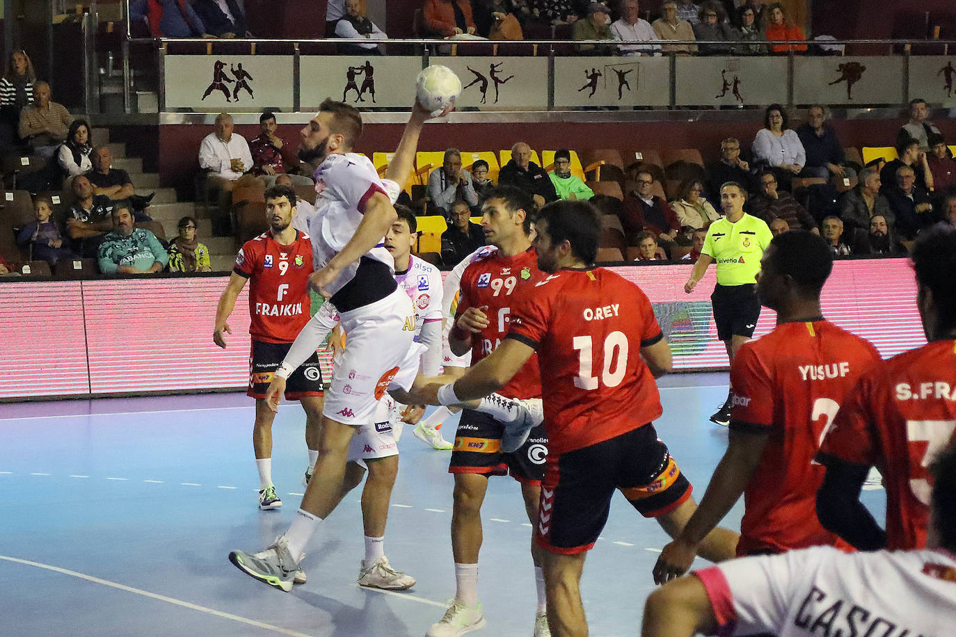 El conjunto marista vence a Granollers en el partido correspondiente a la séptima jornada de la Liga Sacyr Asobal