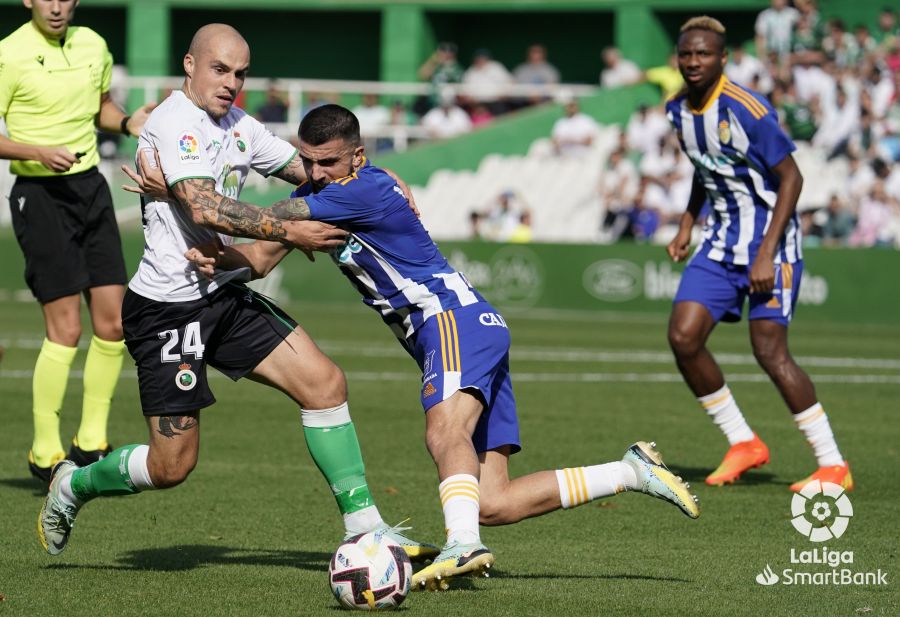 El conjunto berciano se mide al Racing en el partido correspondiente a la jornada 12 de LaLiga SmartBank