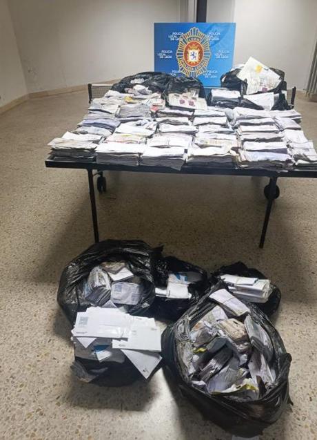 Imagen - La Policía local de León ha recuperado las 14.000 cartas extraviadas en Oteruelo desde junio.