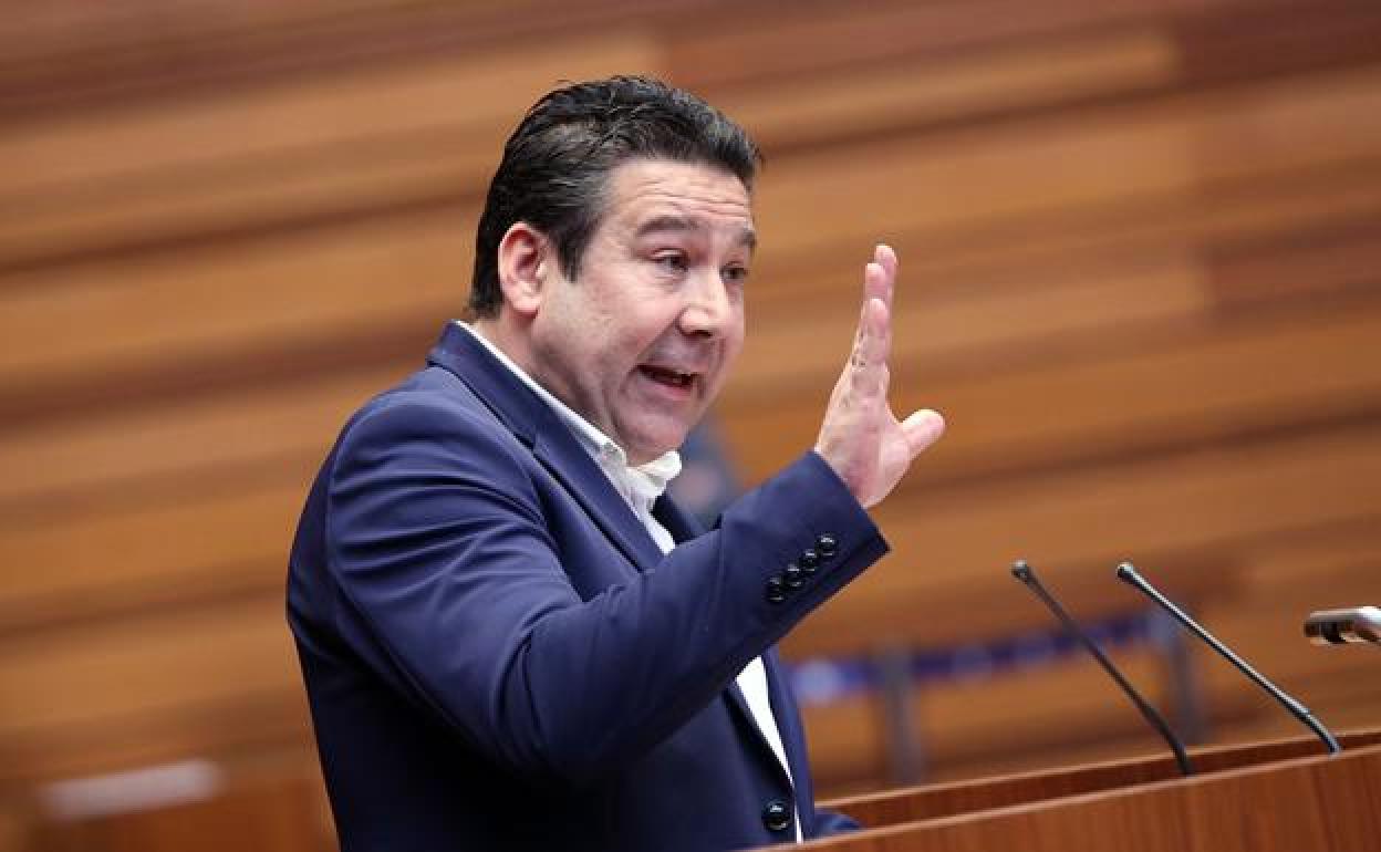 Luis Mariano Santos, secretario general de UPL y procurador y portavoz de los leonesistas.