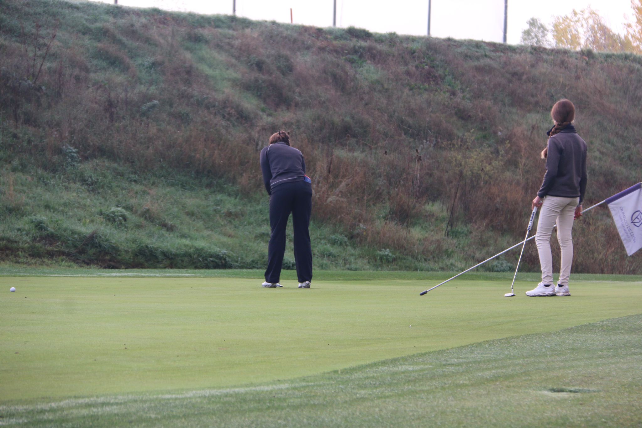 Fotos: Intensa jornada de golf de la mano de leonoticias