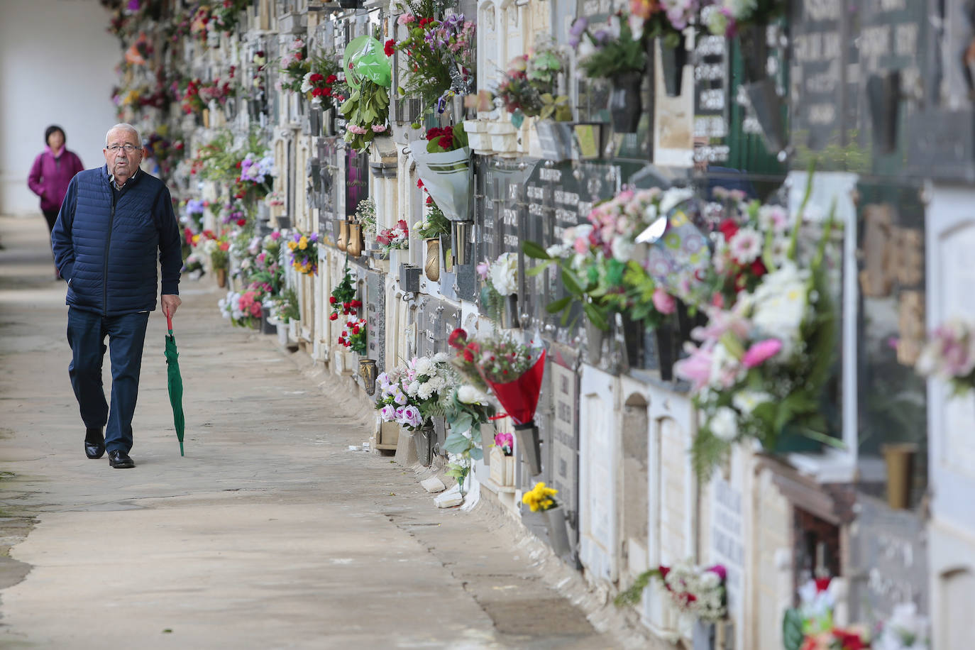 Fotos: Día para visitar el cementerio de León