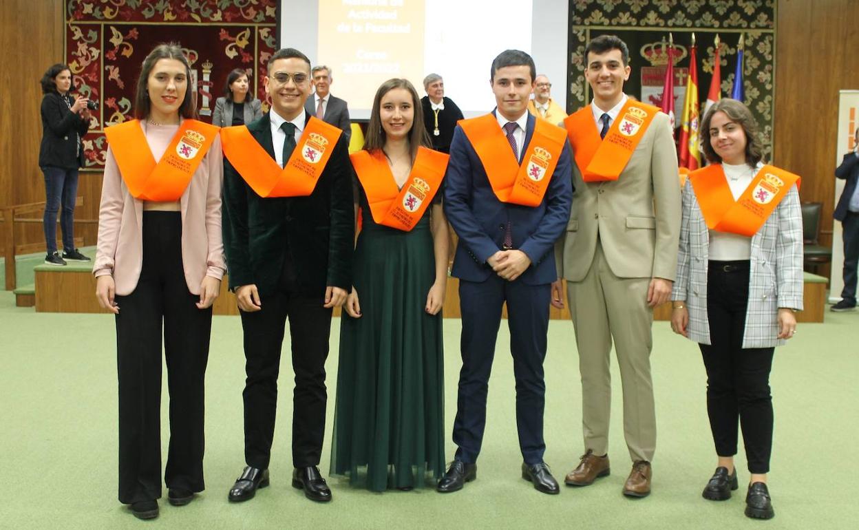 La Ule celebra la patrona de la Facultad de Ciencias Económicas