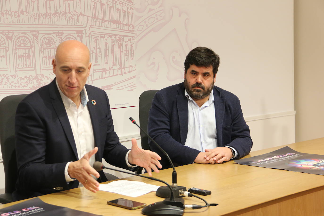 Presentación de la tercera Feria del Vehículo Nuevo organizada por el Cel y Acole. 