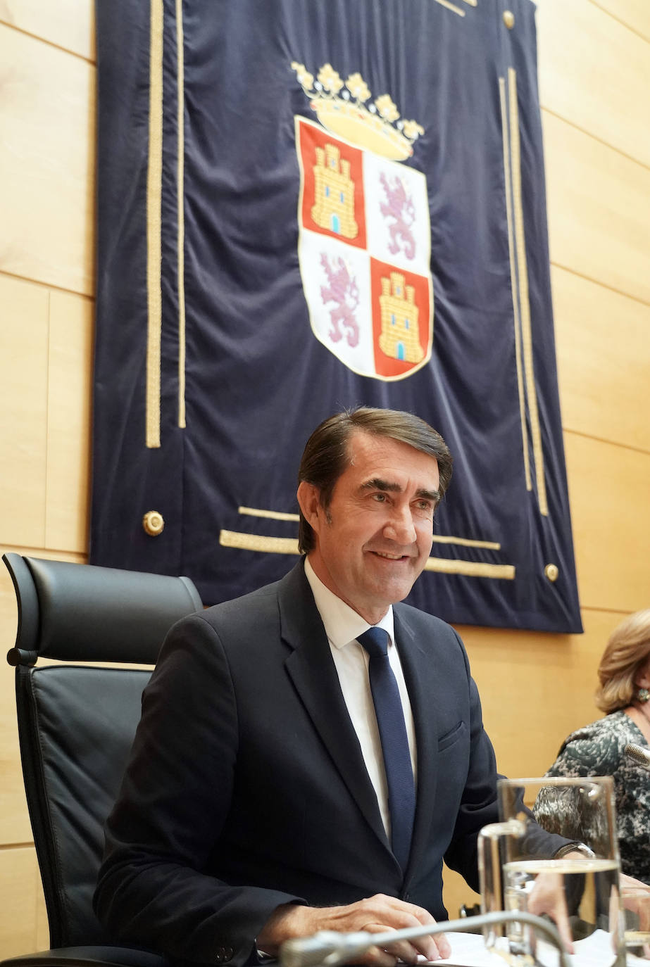 El consejero de Medio Ambiente, Vivienda y Ordenación del Territorio, Juan Carlos Suárez-Quiñones, comparece ante la Comisión de Economía y Hacienda de las Cortes de Castilla y León para informar sobre el Proyecto de Presupuestos de la Comunidad 2023 referente a su Departamento.