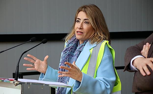 La ministra de Transportes, Raquel Sánchez, en su comparecencia en Campomanes.