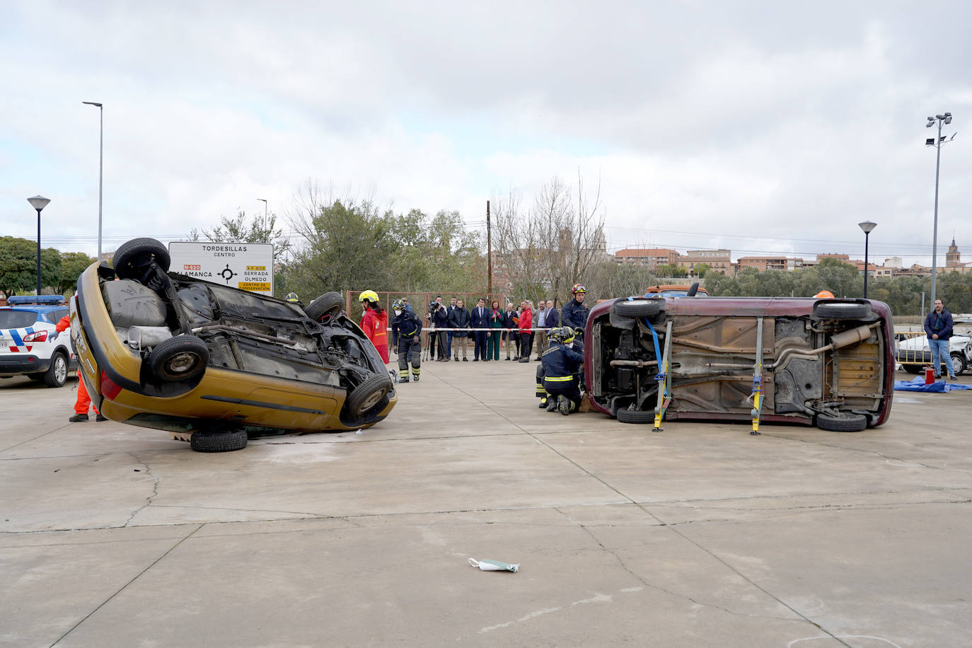 Simulacro en un curso sobre intervención en accidentes de tráfico, en Tordesillas (Valladolid).