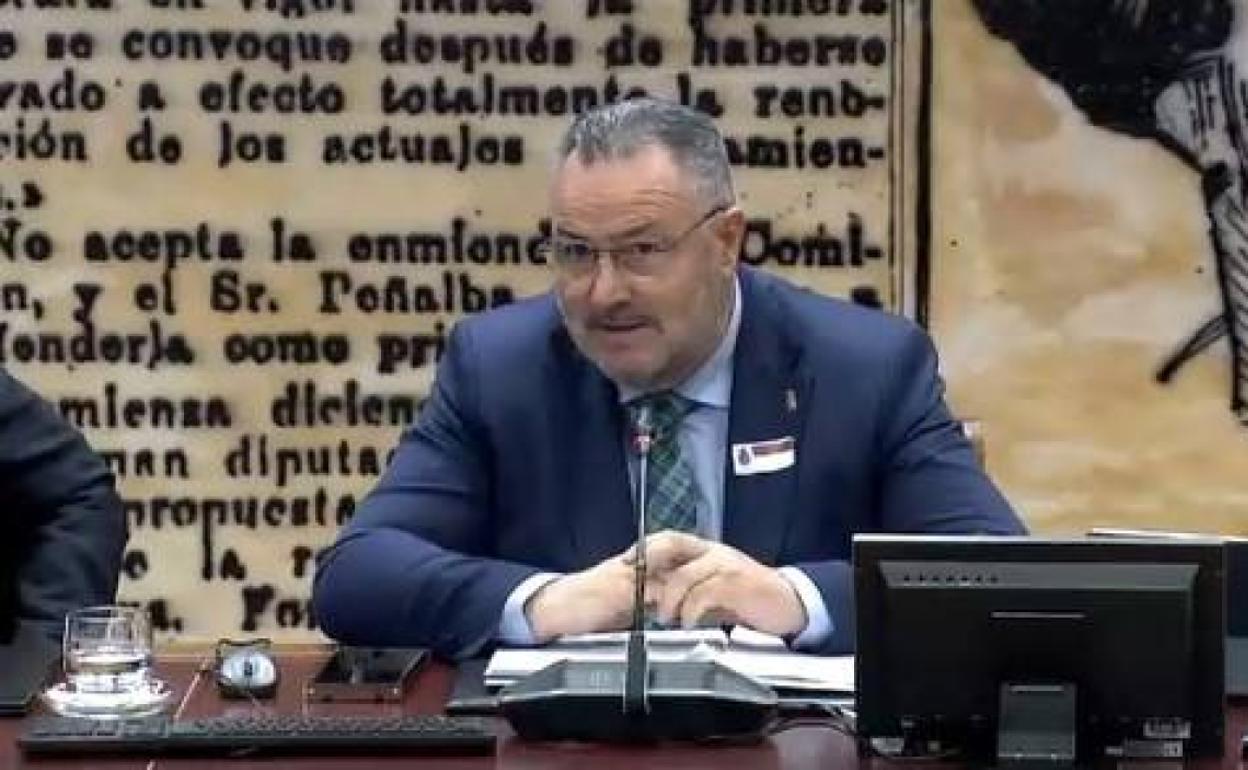 Eduardo Morán durante su comparecencia en el Senado apra hablar sobre la realidad de la provincia. 