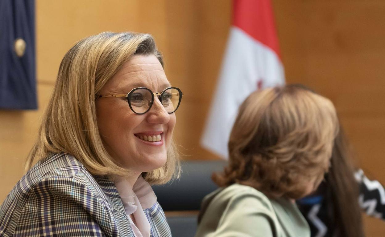 La consejera de Familia e Igualdad de Oportunidades, Isabel Blanco, comparece ante la Comisión de Economía y Hacienda de las Cortes de Castilla y León para explicar el Proyecto de Ley de Presupuestos de la Comunidad para 2023 en lo referente a su departamento. 