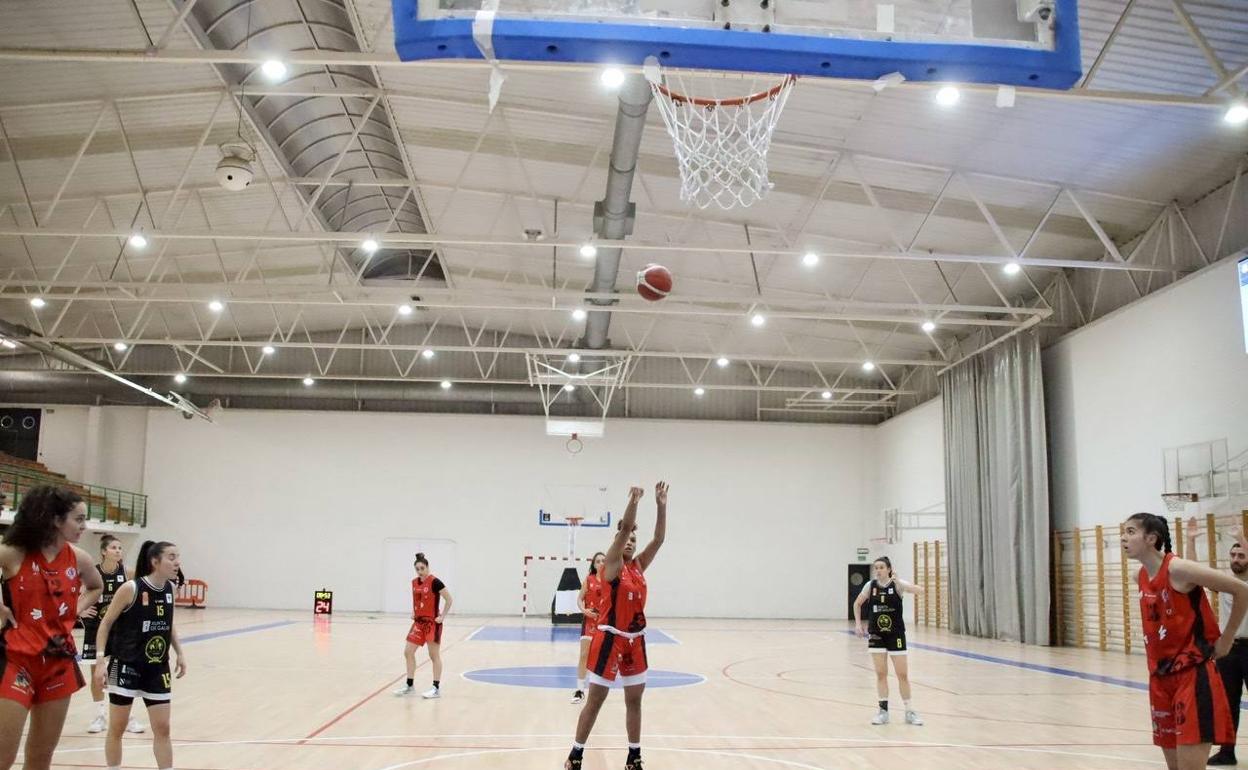 Dura derrota para el BF León en casa.